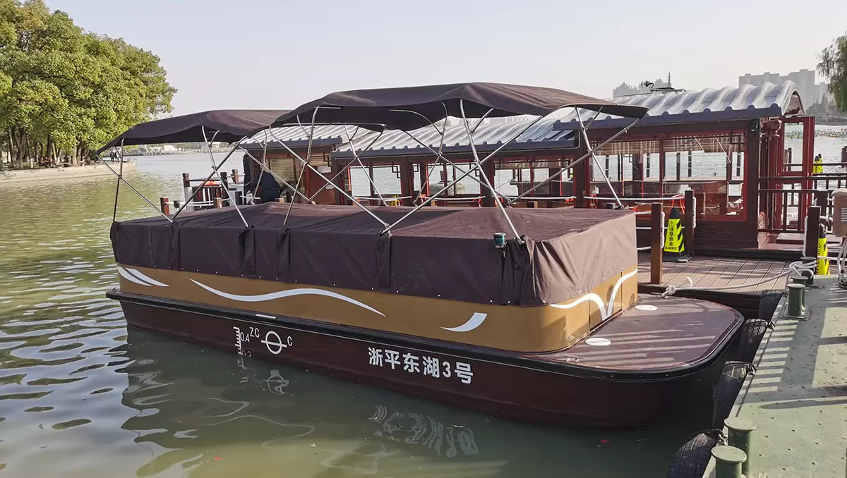 HY750  双体观光艇